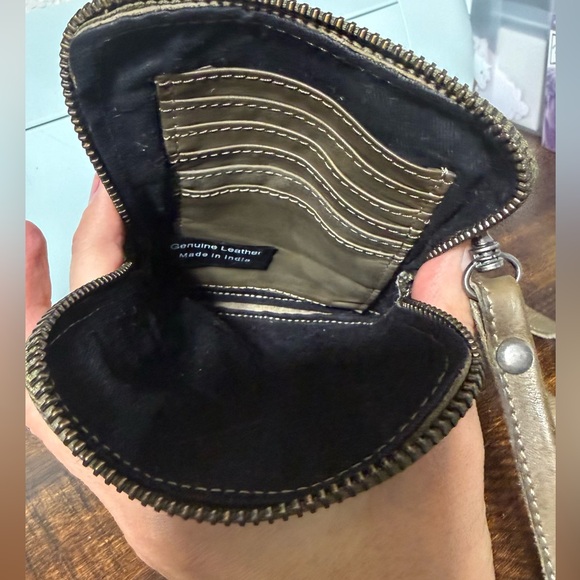 Harbour 2nd Benita Leather Crossbody Bag - Picture 8 of 11